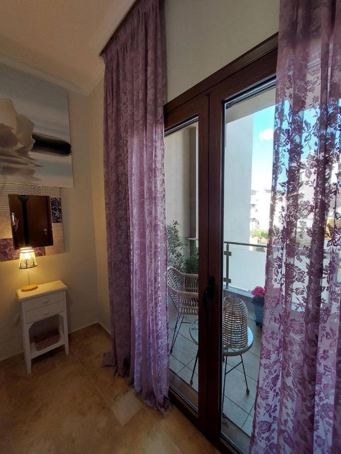 Rika'S Sea View Apartment Hriszí Aktí Haniá Kültér fotó